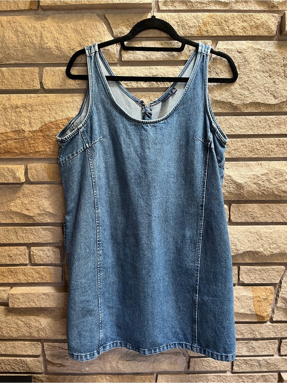 GAP Indigo Blue Denim Scoop Tank Dress Pockets Jumper Size 14 Petite - Picture 2 of 10